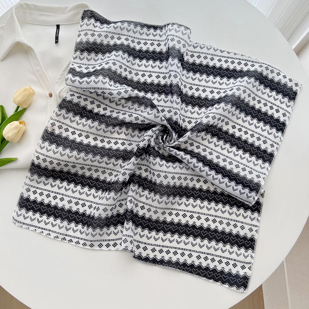 Korean geometric love square scarf women's summer new small fresh cotton and linen silk scarf neck decorative headscarf scarf