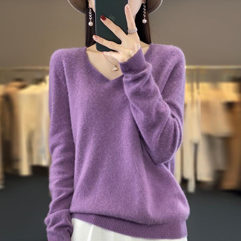 Women's V-Neck Wool Sweater: New Autumn/Winter Solid Color, Loose Fit, Versatile Style.