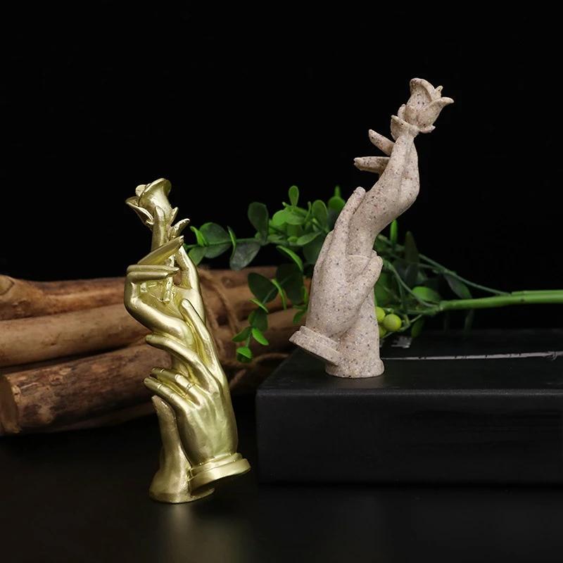 Украшение дома, скульптура из смолы, статуя, гостиная, винный шкаф, современная мода, ручные украшения в виде роз, золотые поделки, подарок