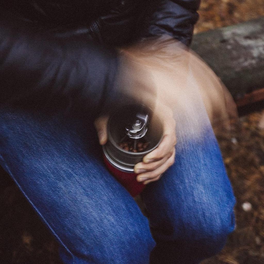 Портативная кофеварка Cafflano, уличная ручная капельная кофемолка, тонкая регулируемая кружка с фильтром без бумаги, в комплекте, красная, 9 x 9 x классический подарочный подарок 19,5 см