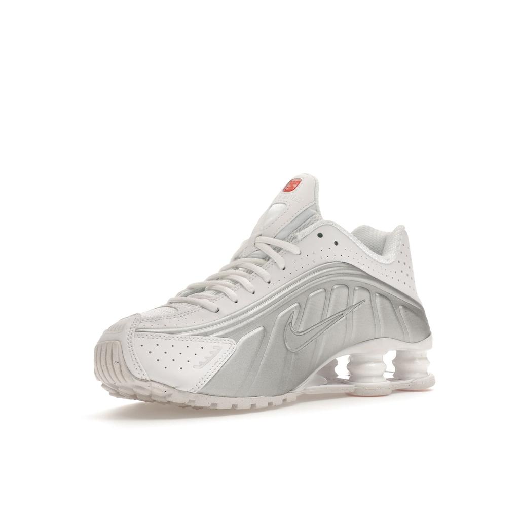 Nike Shox R4 White Metallic женские кроссовки Metallic-Silver Max-Orange AR3565-101