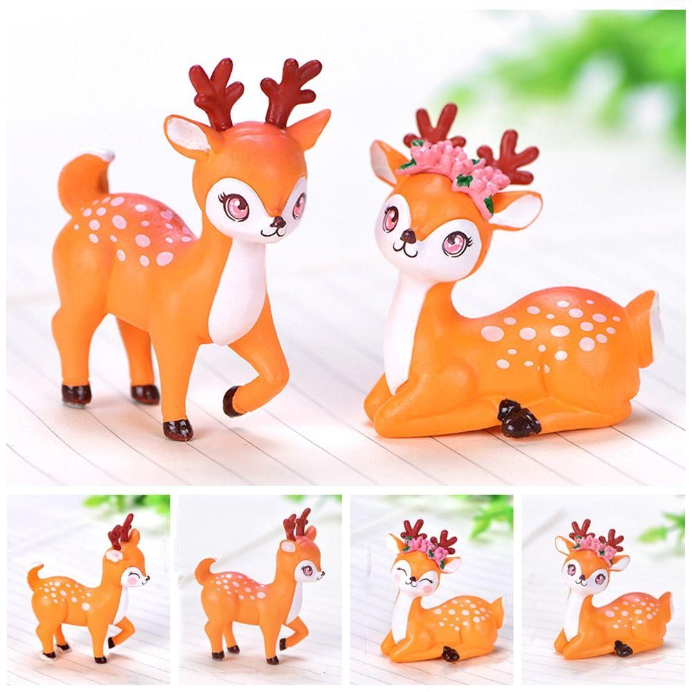 Plastic Mini Cartoon Sika Deer Ornament Delicate Animal Statue Cartoon Sika Deer Figurine  Outdoor