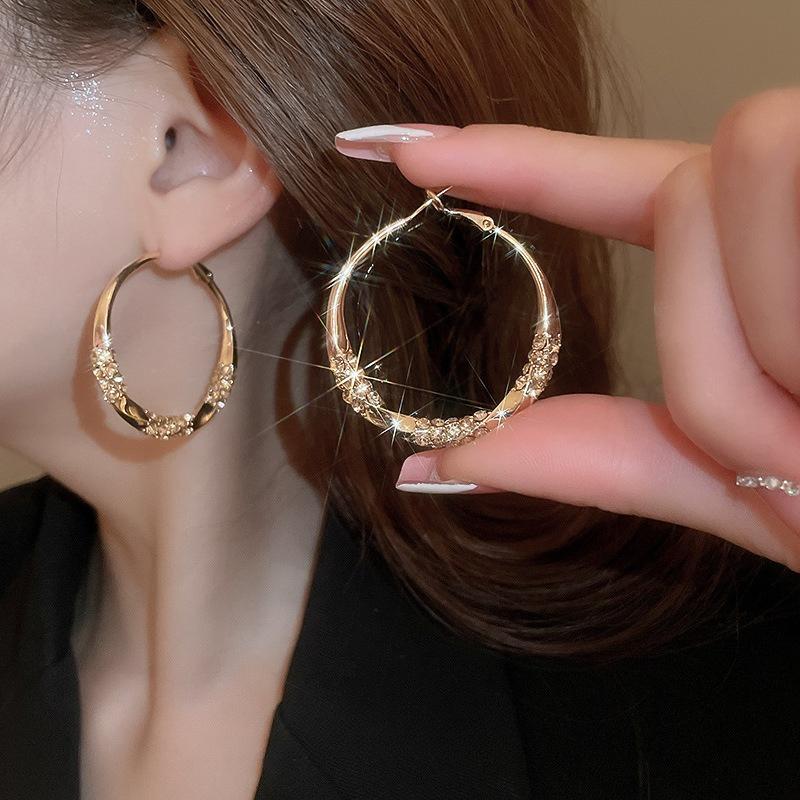 Twisted Hoop Earrings With Rhinestone Inlaid, Hypoallergenic Silver Needle Ear Rings, Fashion Daily Jewelry For Women
