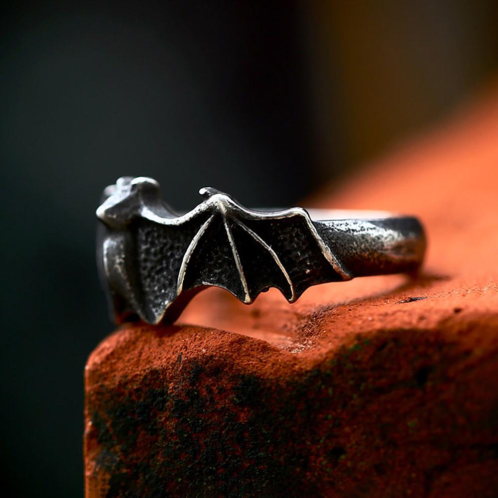 Vintage Cool 316L Stainless Steel Bat Rings For Women Men Biker Punk Fashion Animal Ring Party Jewelry Halloween Gift Wholesale