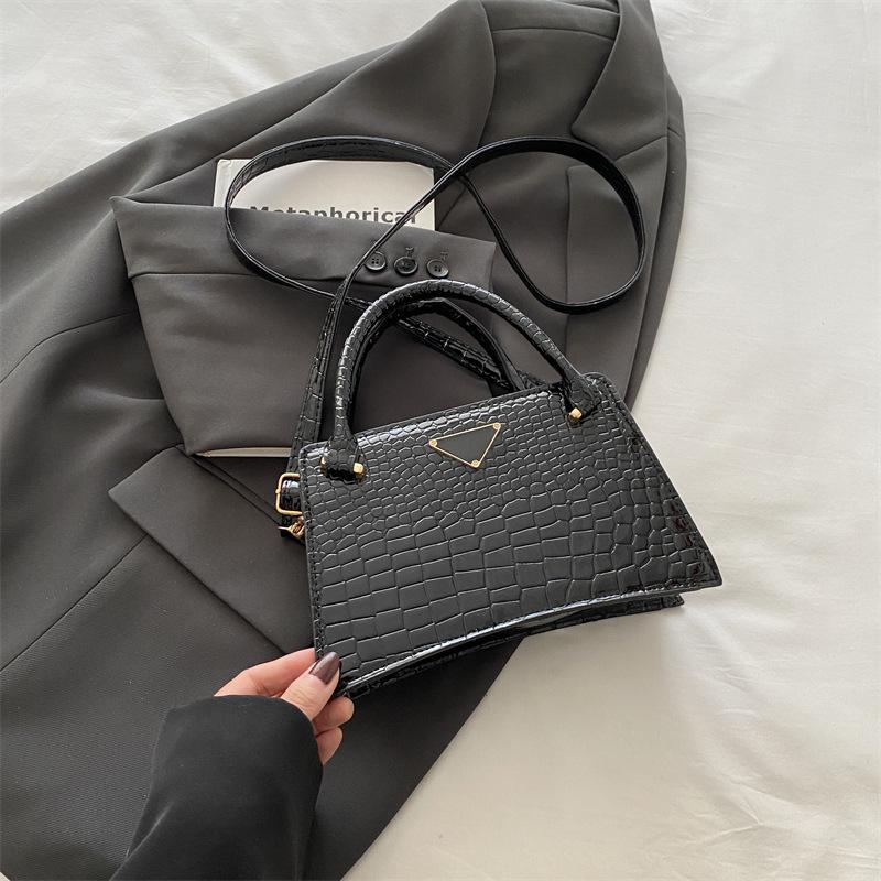 Сумка женская модная женская цепочка на одно плечо с высокой текстурой Niche Crossbody цепочка маленькая квадратная сумка женская