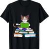 Кот на стопке книг с чаем - Футболка для книголюба и кошатника