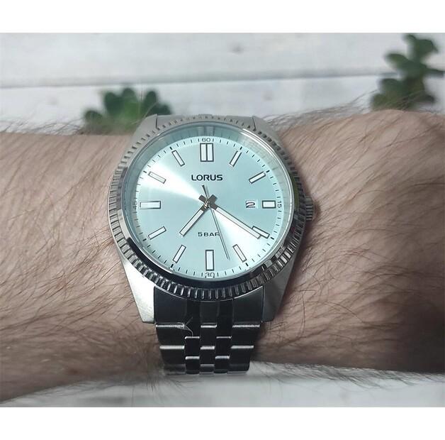 Lorus RH969QX9 Watch