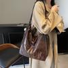 European and American Retro Tote Bag 2025 New Women's Shoulder Messenger Bag Backpack Fashionable and Simple Women's Bag