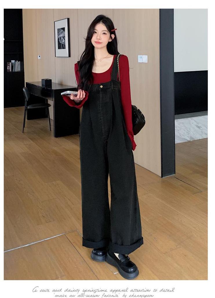 2026 Spring Maternity Set: Washed Denim Overalls & Bell Sleeve Layered Top
