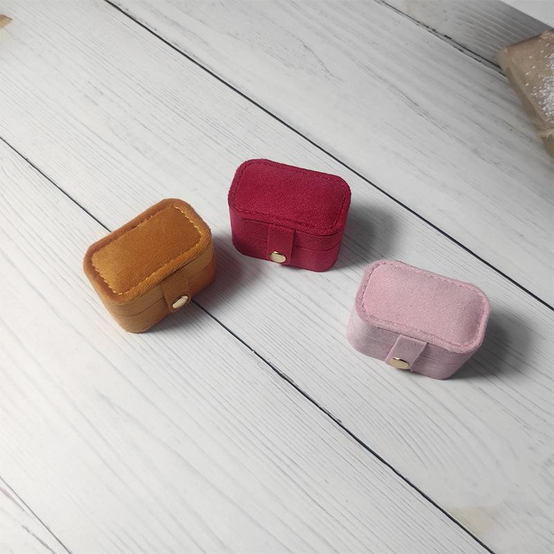 Мини-бархатная шкатулка-органайзер для ювелирных изделий для женщин, переносная дорожная коробка для хранения сережек и колец, витрина для ювелирных изделий