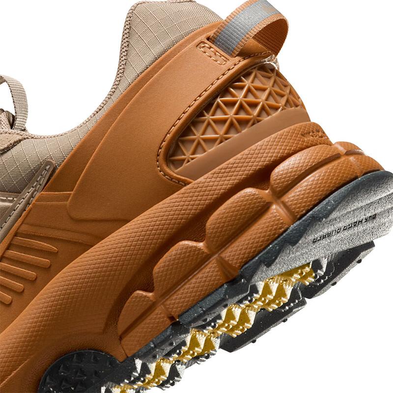 Nike Женские ретро-кеды Vomero Roam