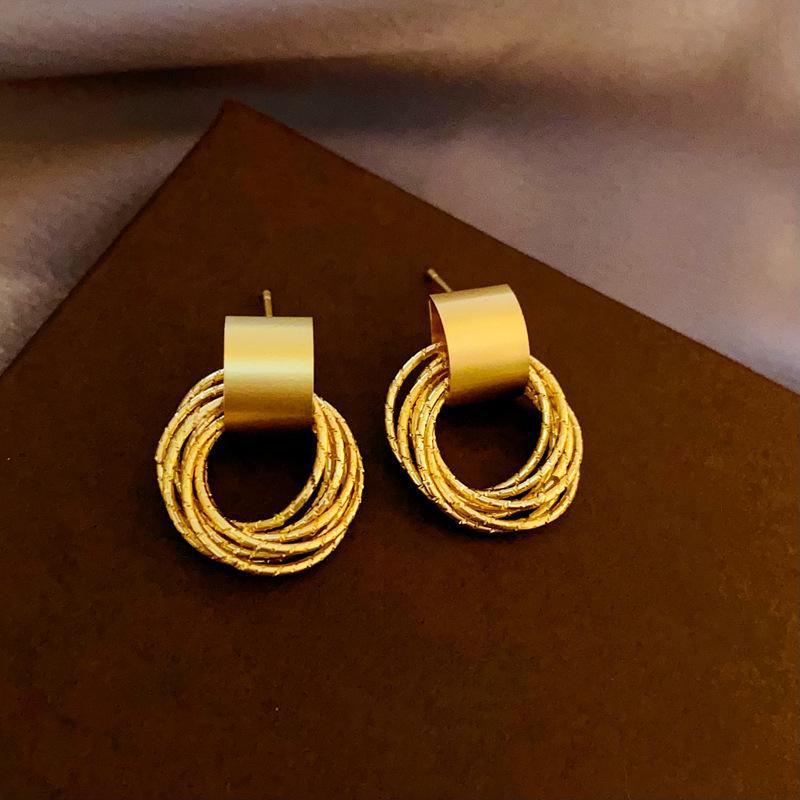 Крупные металлические серьги в европейском и американском стиле - серебряная игла, модный дизайн высокого класса для женщин