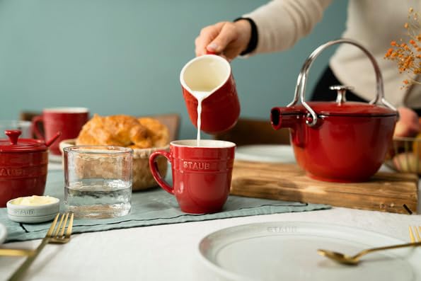 Керамическая кружка Staub объемом 350 мл, безопасная для использования в микроволновой печи, японская керамическая кружка «Вишня» [Авторизованный продукт] 40508-565