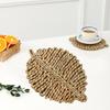 Плетеная соломенная салфетка под тарелку в форме листа, термостойкая, нескользящая, утолщенные подставки под стаканы, многоразовые декоративные коврики для дома и кухни