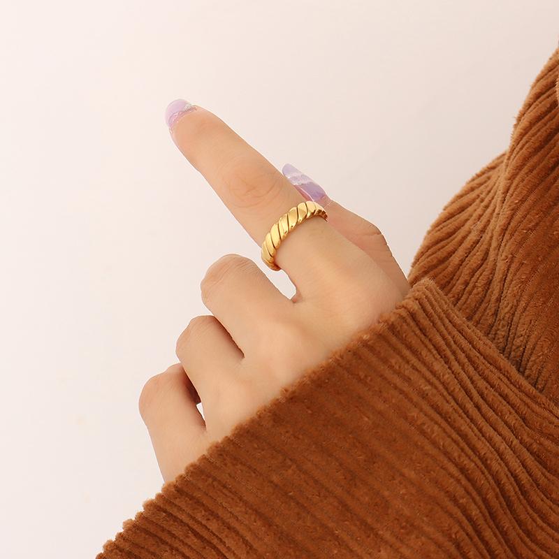 316L Stainless Steel Rings For Women Gold Plated Waterproof No Fading Women's Simple Ring Couples Jewelry Gift