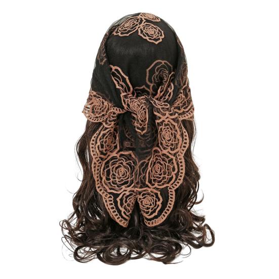 Платок на голову квадратный шарф с кружевной вышивкой розовые элементы мягкая ткань кружево головной убор акцент одежды