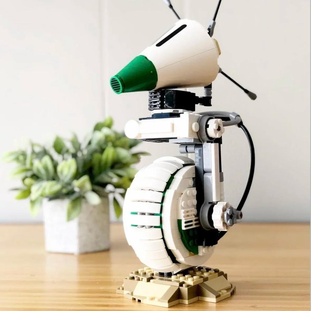 Cool Robot Model Toys Creative Space Movie Toy Series with Robot Building Blocks Set