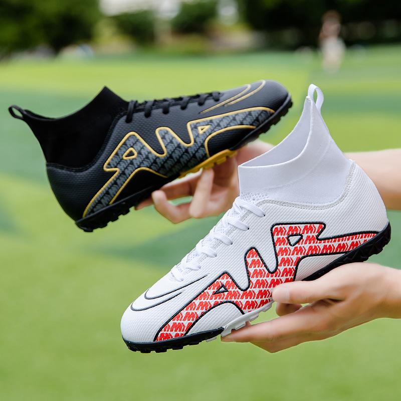New Football Shoes Men's High-top Adult AG Spikes Artificial Grass Game Training Shoes C Romesi Sneakers Broken Nails