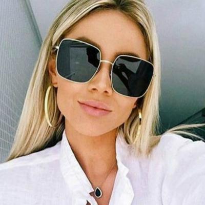 Винтажные Квадратные Очки Оверсайз Женские Модные Металлическая Сплавная Рама Ретро Линзы Женские Солнцезащитные Очки Oculos Feminino