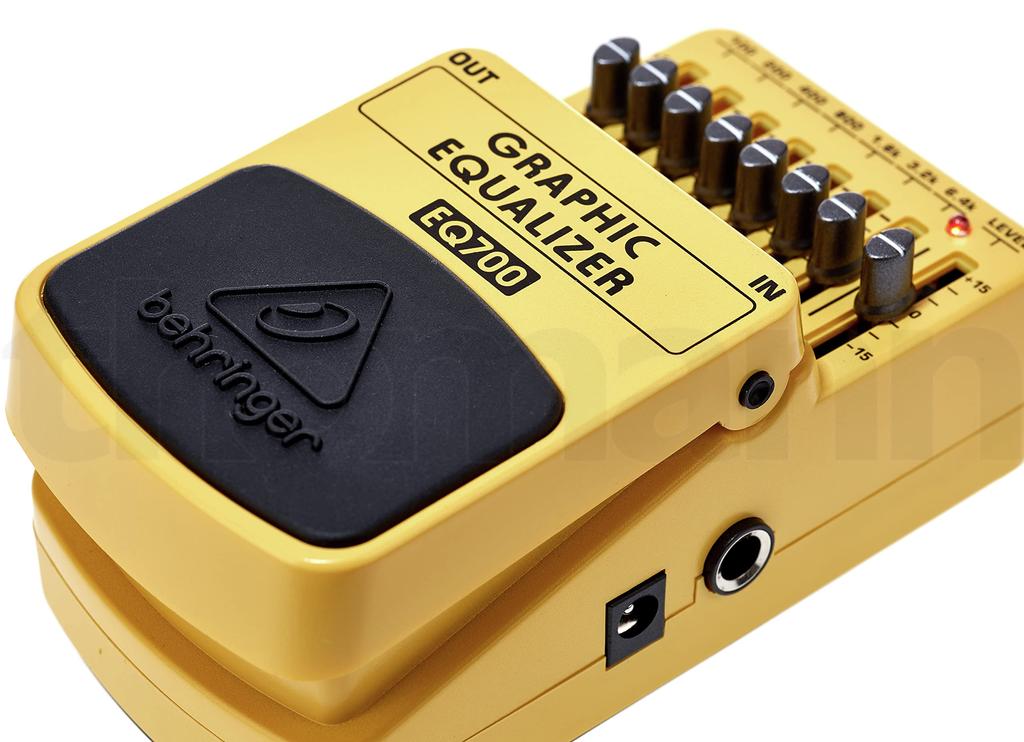 Behringer Behringer Гитарная педаль эффектов 7-полосный графический эквалайзер EQ700 ГРАФИЧЕСКИЙ ЭКВАЛАЙЗЕР