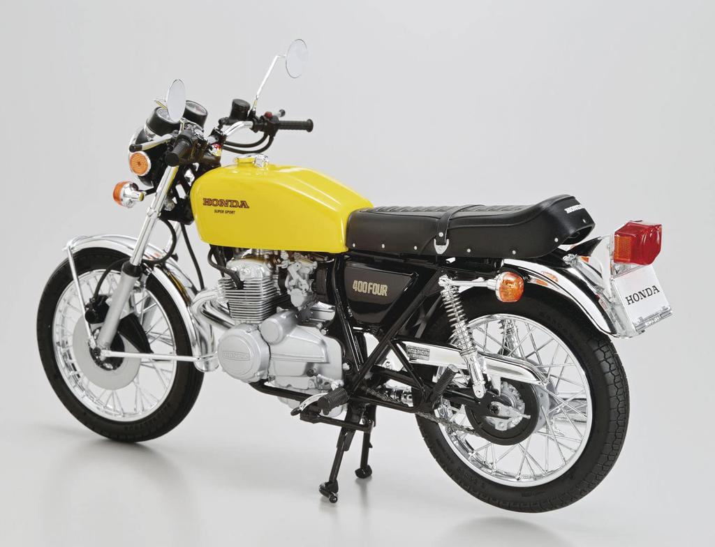 Aoshima Bunka Kyozaisha The Bike Series Honda CB400 1976, пластиковая модель 1/12 № 28 CB400FOUR-I/II