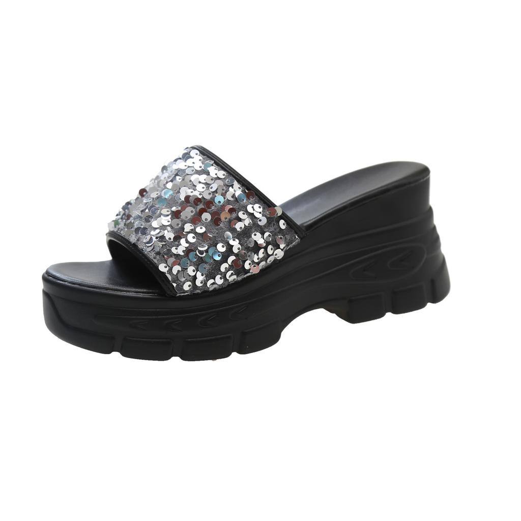 Тапочки на танкетке женские летние импортные новые с юбкой классные тапочки универсальные толстые тапочки с пайетками