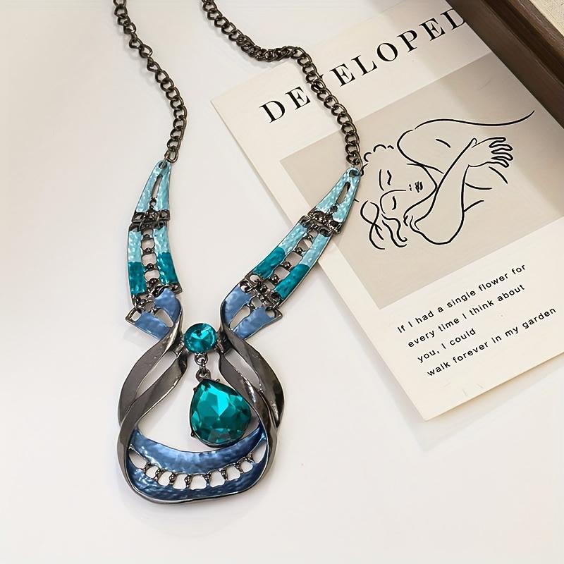 Модный комплект ювелирных изделий, ожерелье, серьги-гвоздики, блестящий элегантный кулон с искусственным драгоценным камнем, 1 комплект, форма капли воды, блестящая мода