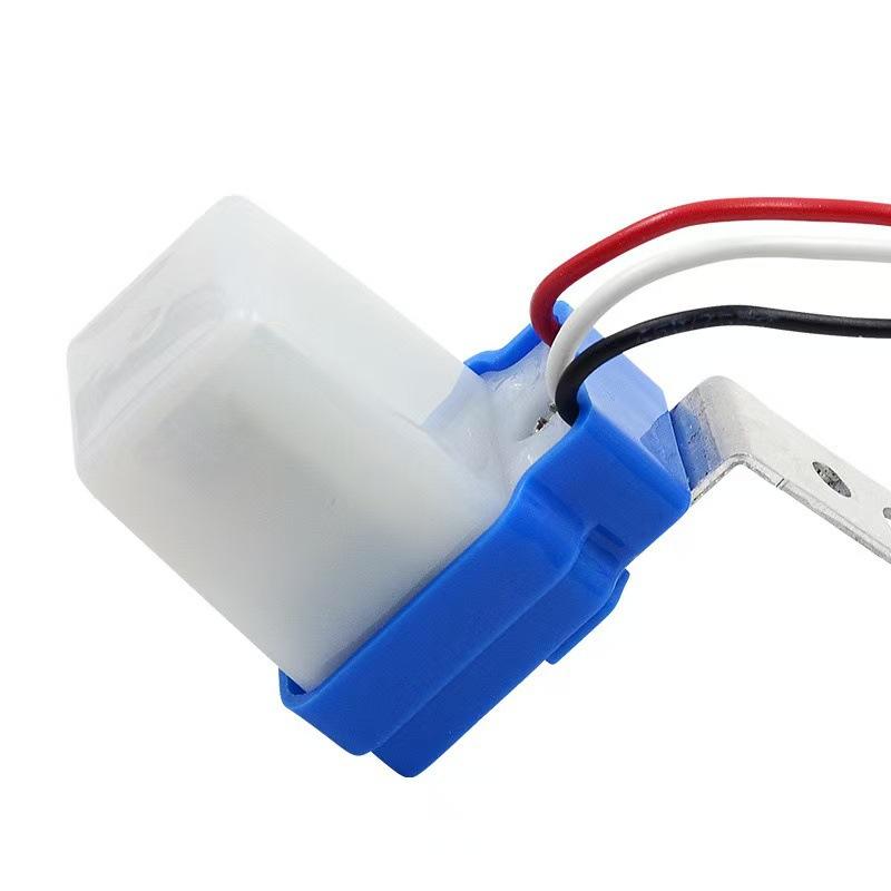 Street Light Switch AC220V 10A Photocell Sensor Automatic On Off Outdoor Lighting Controller for Energy Saving Garden Lamp