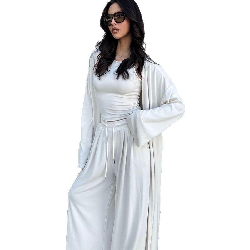 Женский комплект-тройка весна/лето 2025: Повседневное длинное пальто, майка и широкие брюки на завязках