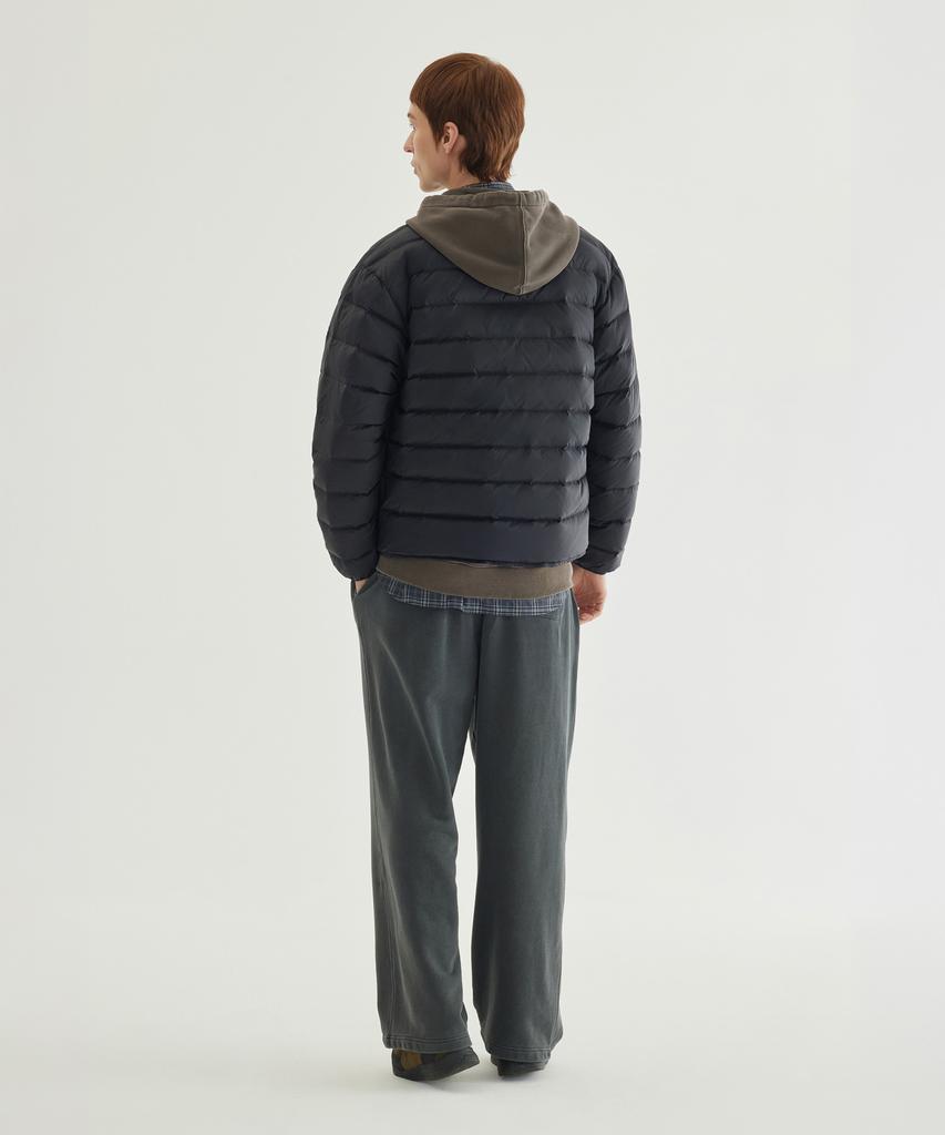 Covernat Cover Light Collarless Down Black