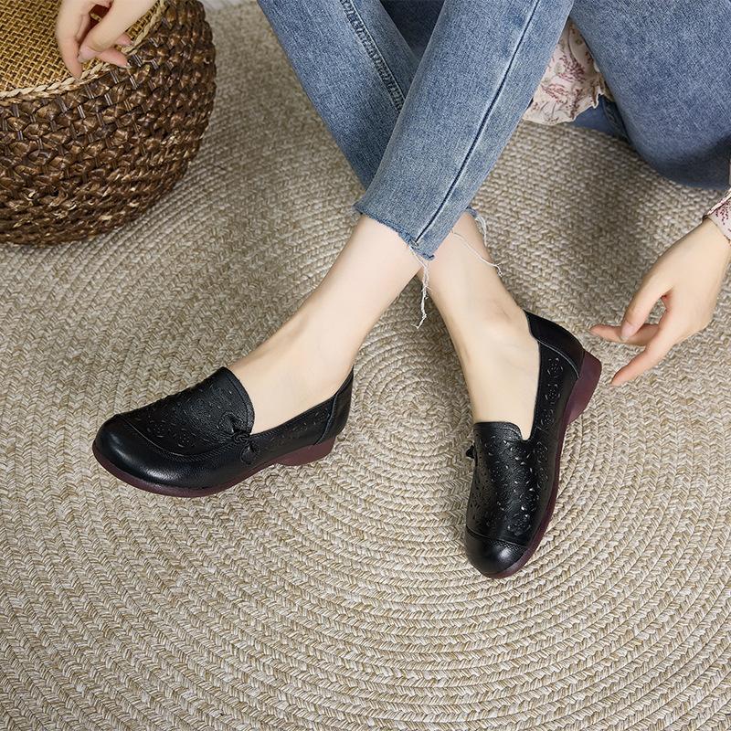 Материнские туфли из коровьей кожи первого слоя, женские туфли из мягкой кожи на мягкой подошве, нескользящие с перфорацией, женские туфли для среднего и пожилого возраста, летние удобные с перфорацией, повседневные