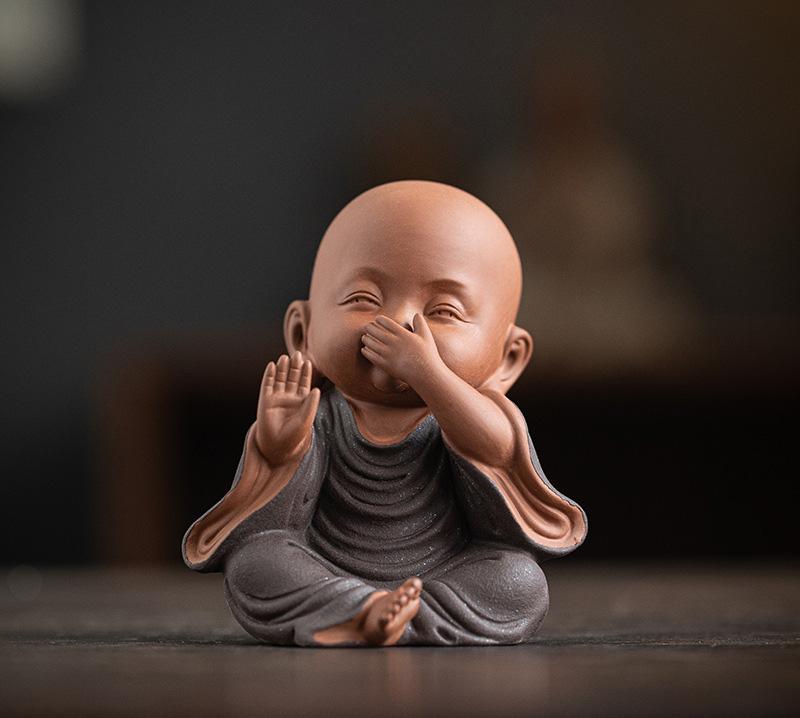 Керамика Маленький монах Фигурка маленькая статуэтка Креативные украшения для дома, комнаты, офиса Китайские специальные сувениры