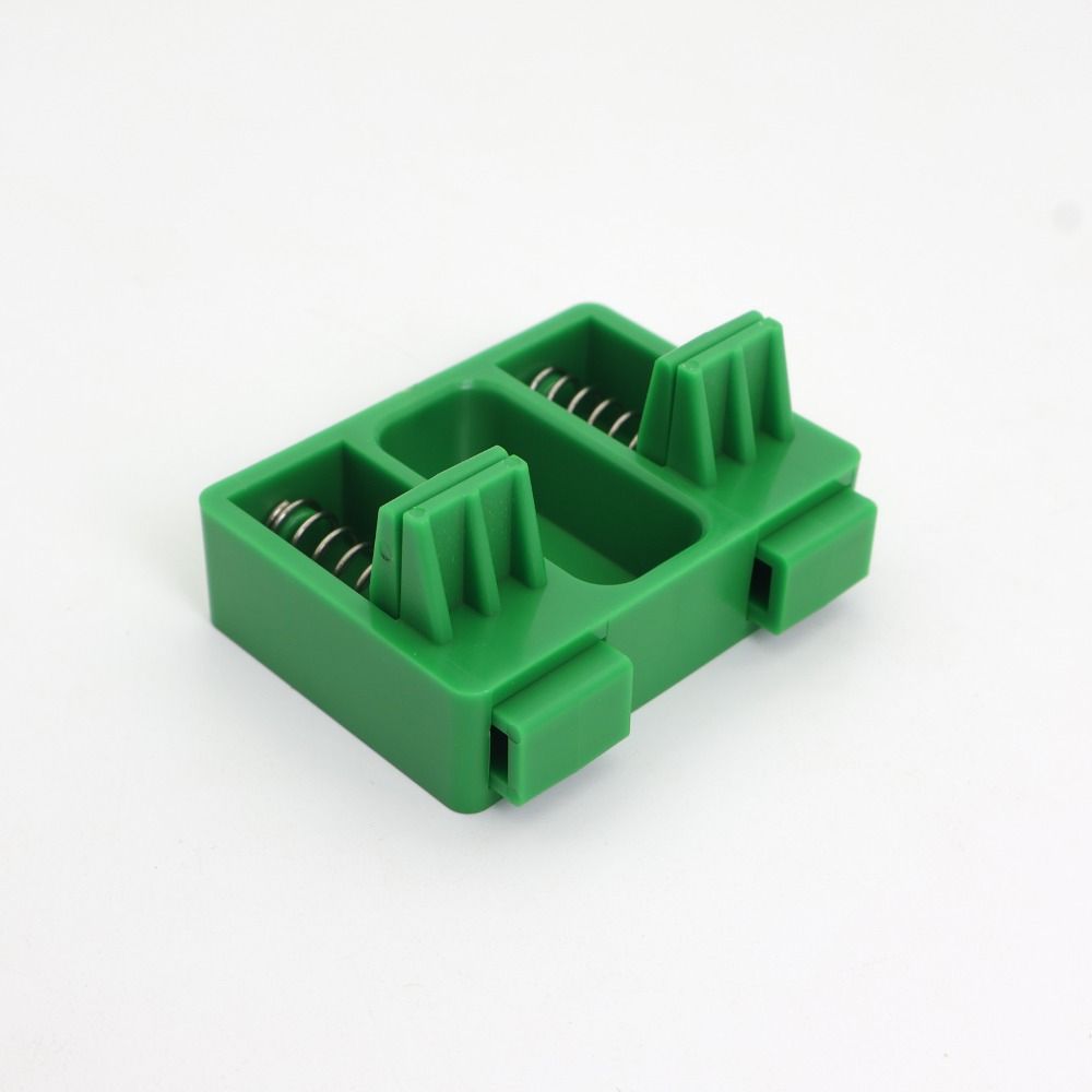 Сварочный шнур, паяльник, держатель для сварочного электрода, зажим для сварочного стола