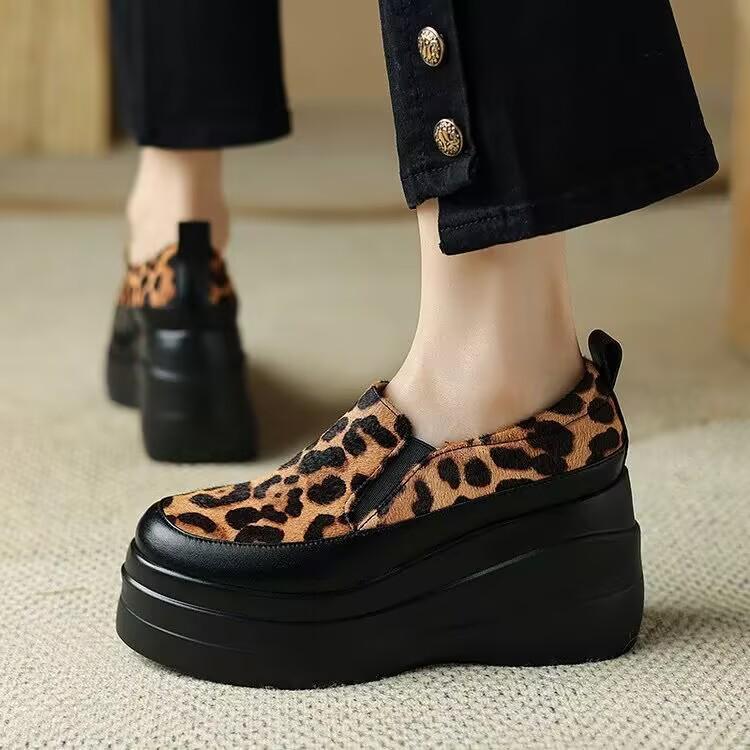Женские туфли-лоферы с леопардовым принтом на платформе, замшевые туфли на плоской подошве, женские кроссовки 2025 года, модные повседневные зимние новые туфли Мэри Джейн Zapatillas