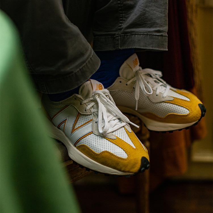 New Balance 327 Кроссовки Primary Pack Желтые MS327PG