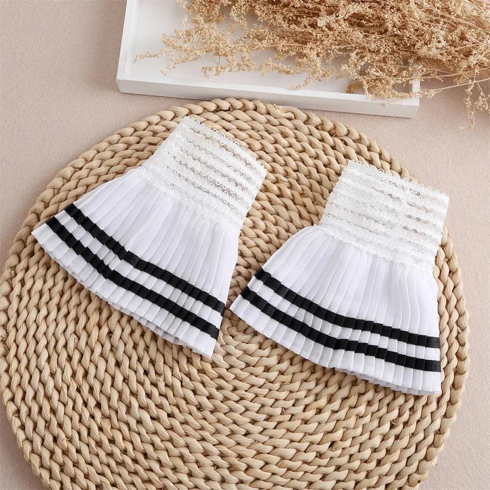 Women Detachable Sleeve Fake Cuffs Female Lace Thin Pleated Flare Sleeve False Cuffs Ruffles Wristband Decorative Accessory