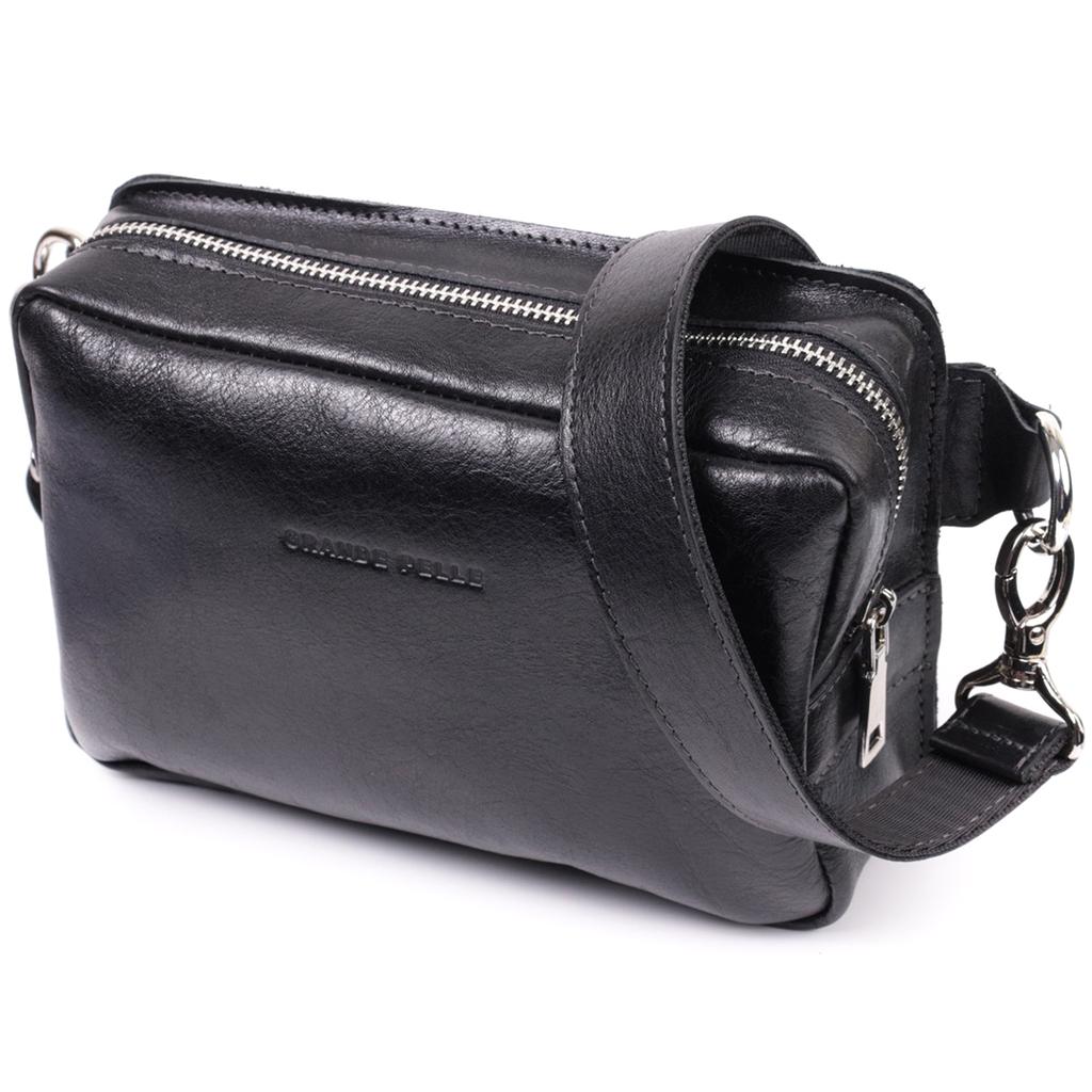 Rectangular Banana Bag Made of High Quality Genuine Leather GRANDE PELLE Bag 22576 Black