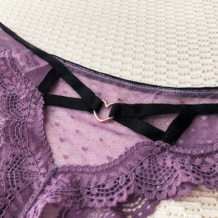 Women Sexy Hollow Panties Lace Low-Rise Temptation G-String Breathable Underwear Comfort Thong Embroidery Briefs Intimates