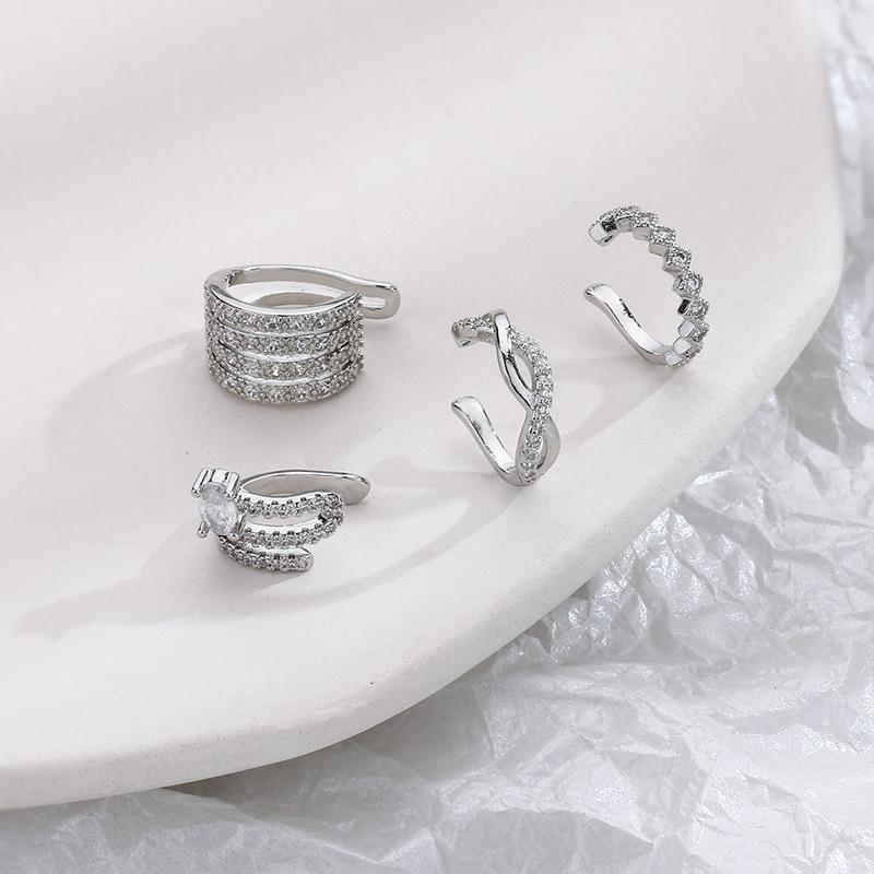 ANENJERY Геометрические многослойные цирконовые волнистые серьги-клипсы для женщин, крутые клипсы-крючки без ушных отверстий, вечерние ювелирные изделия, манжеты для ушей