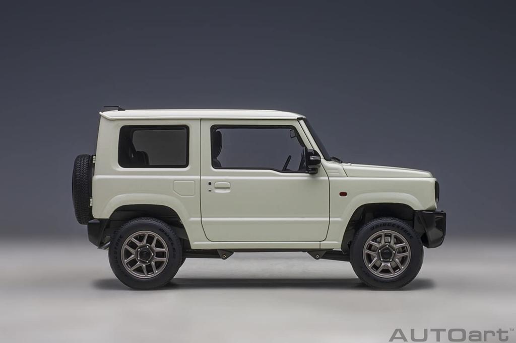 AUTOart Масштаб Suzuki Jimny Белый перламутр Готовая модель 78505 1/18 (JB64)