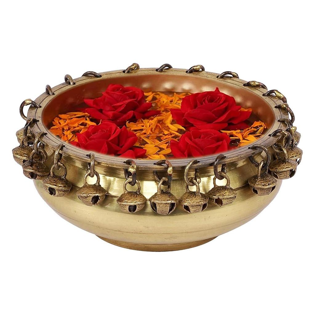 Последняя этническая традиционная 6-дюймовая латунная чаша Urli с колокольчиками, демонстрационный образец, латунная чаша Urli для декора, подарки на новоселье, стандартная, упаковка из 1 шт.