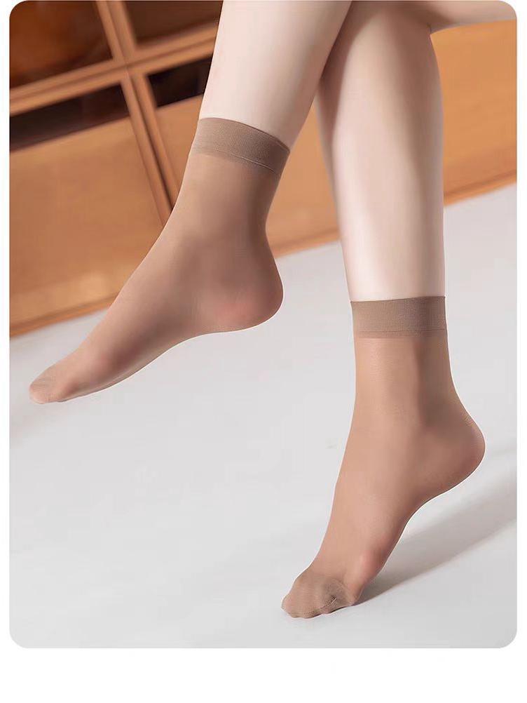 Women's Ultra-Thin Breathable Summer Short Socks: Anti-Snag Cotton Crystal Nude Steel Wire Design