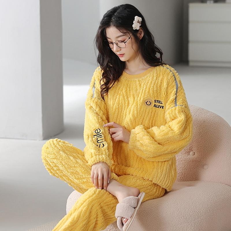 Зимняя толстая фланелевая пижама для женщин с милым рисунком медведя, женская пижама для девочек, кимоно в стиле бархатного кардигана, пижама