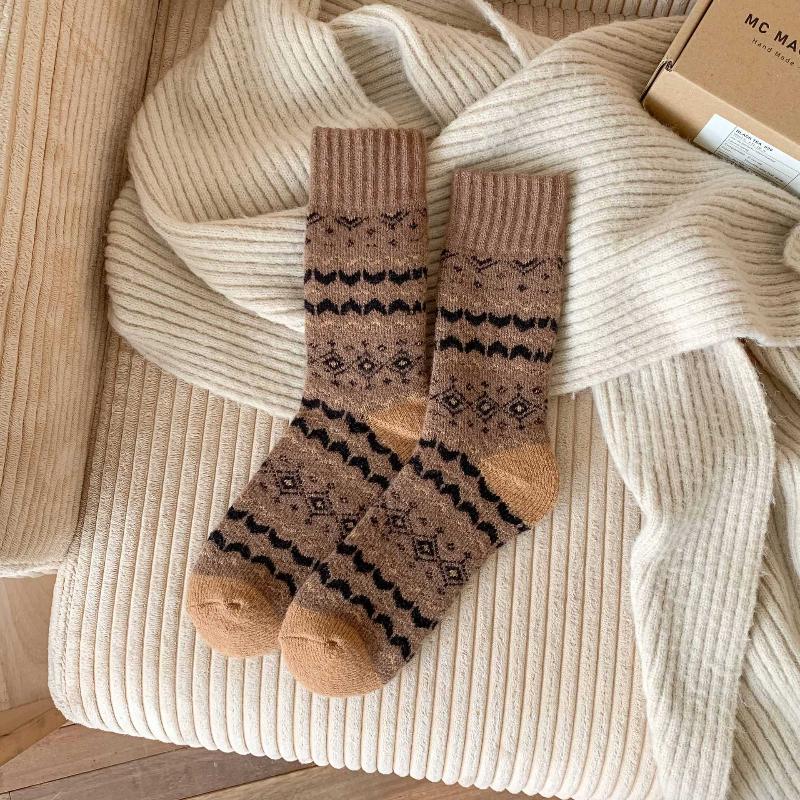 Thick Woolen Socks Mid-Calf Ultra-Thick Home Floor Sleep Warmth Retro Ethnic Style Autumn Winter Home Comfort Stocking