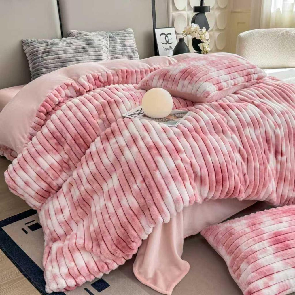 Красочный Толстый Бархатный Постельный Комплект с Кроликом - 4 Предмета, Зимняя Коллекция для Общежития