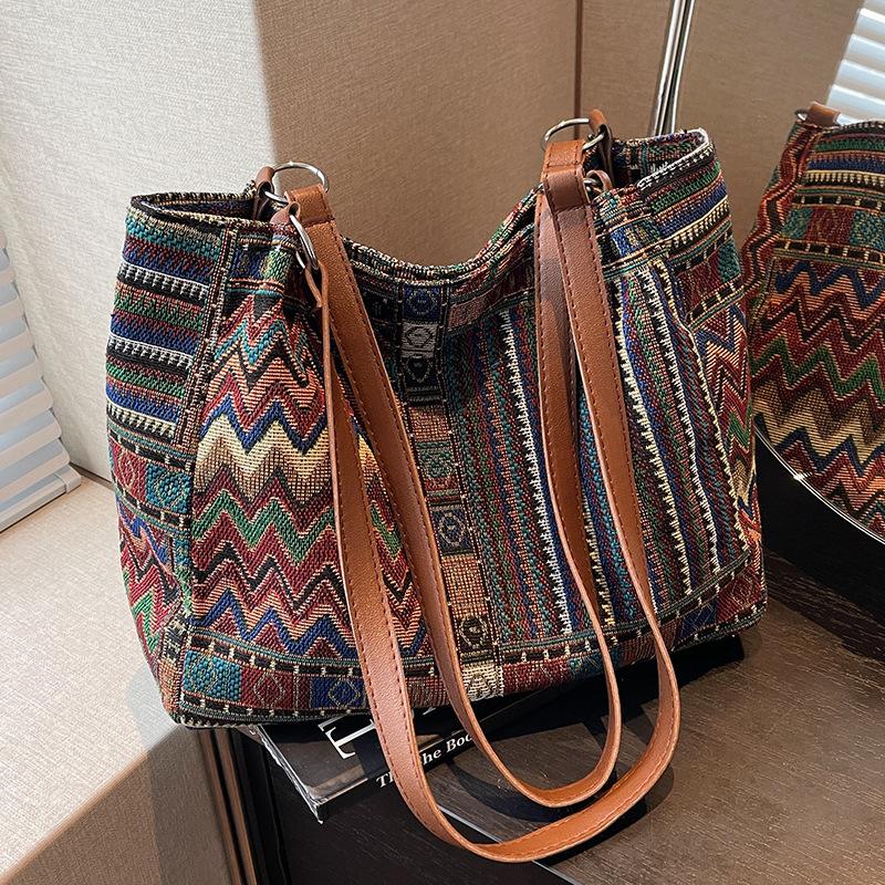 Большая вместительная сумка для женщин, новая модная женская сумка для поездок на работу, сумка-тоут в национальном стиле, холщовая сумка на одно плечо для женщин