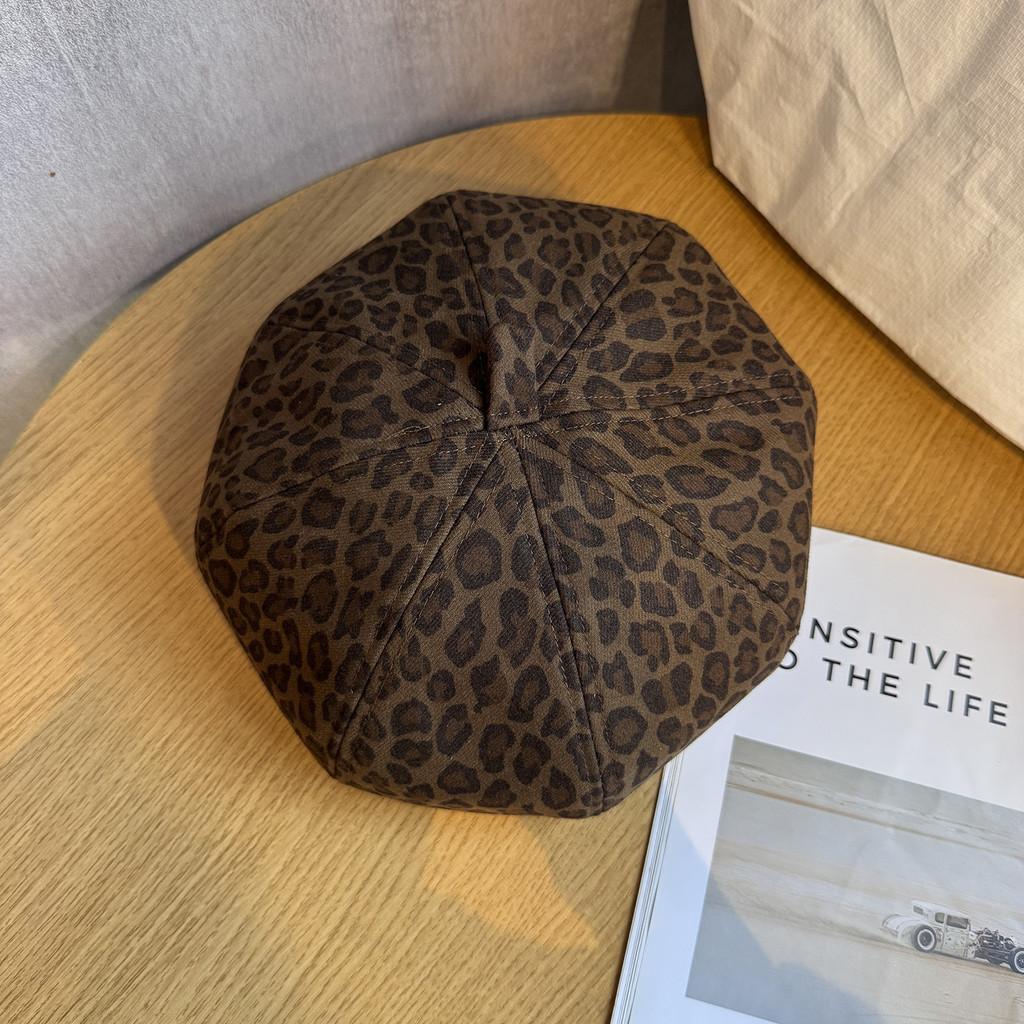 Leopard Retro Fashionable Print Women Casual Beret For Autumn Winter And
