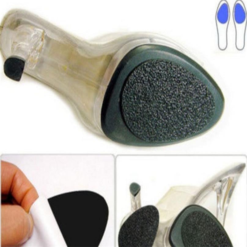 2 пары износостойких, противоскользящих накладок на подошву