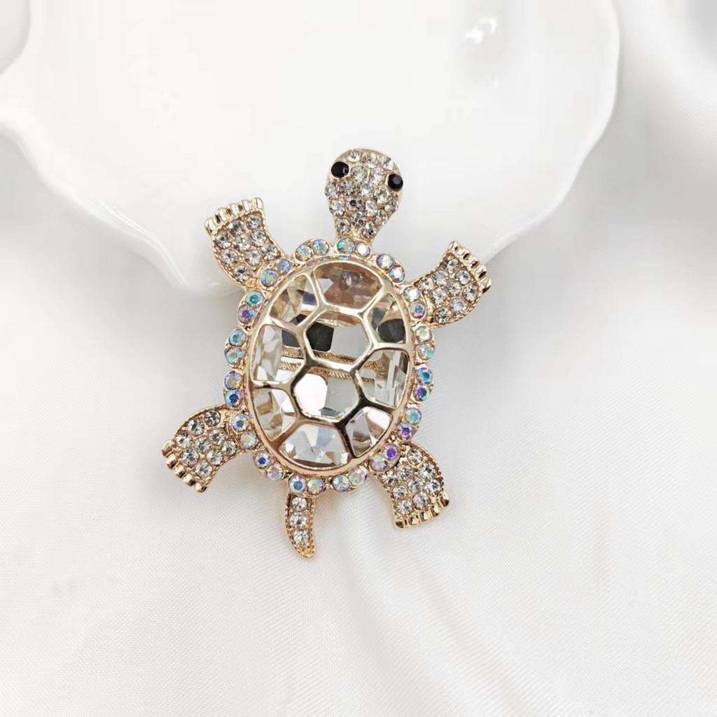 Cute Women Kids Turtle Transparent Rhinestone Brooches Pins Classic Shiny Boutique Decoration Animal Exquisite Badges Corsage
