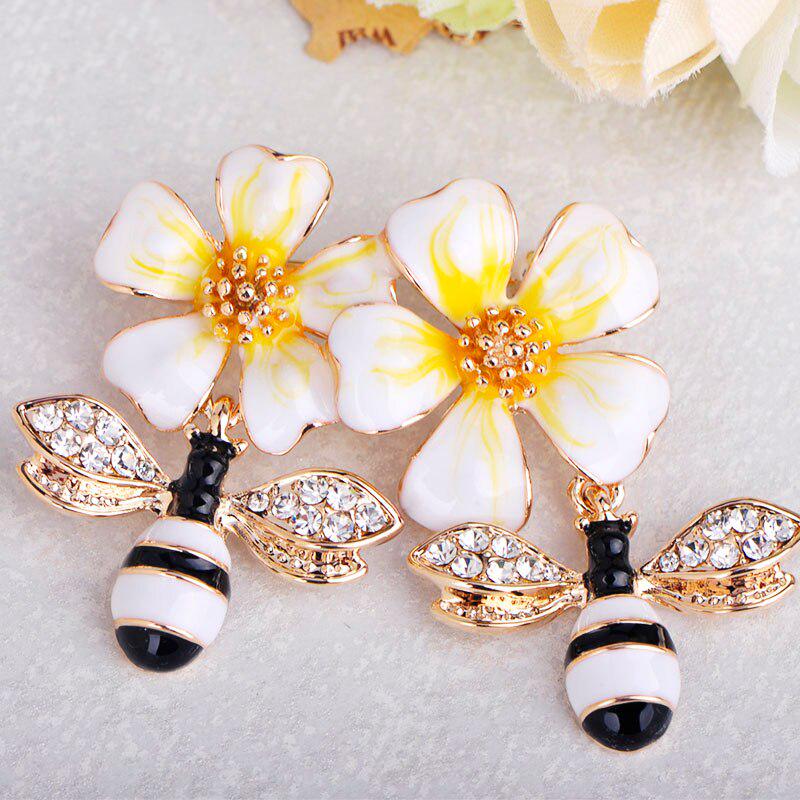 Blucome Latest Delicate Bee Flower Shape Enamel Brooches Jewelry For Women Kids Hat Suit Coat Costume Accessories Crystal Pins